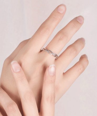 Plain Twisted Ring