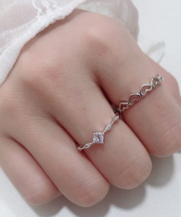 Linked Heart Ring