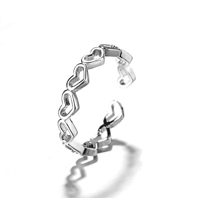 Linked Heart Ring